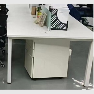 【二手】双人办公桌（长120cm*宽120cm*高75cm）